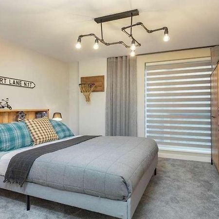 Newly Built Luxury 2 Bed Apartment!!! Londyn Zewnętrze zdjęcie